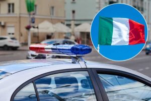 Auto polizia, bandiera Italia